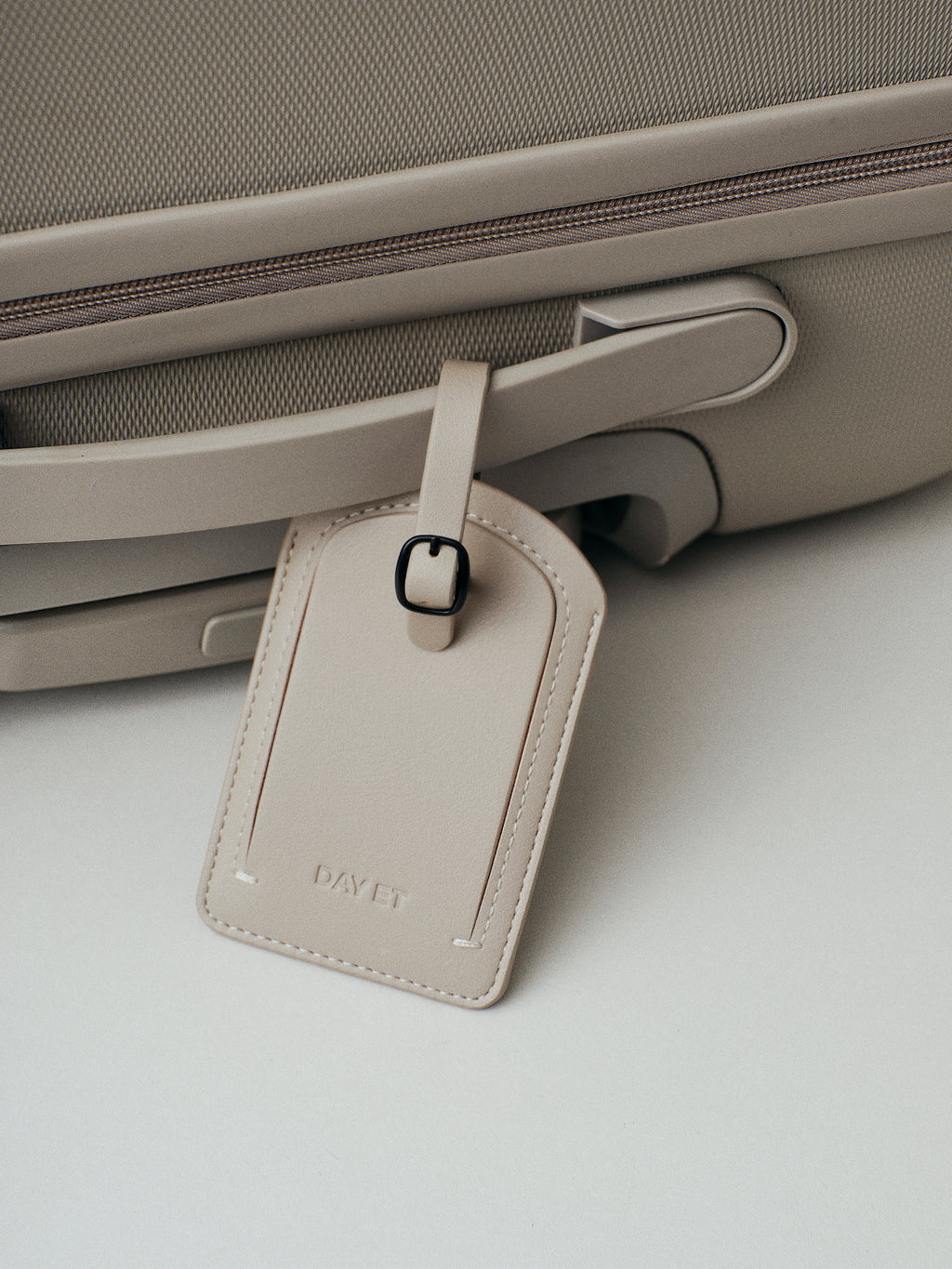 Day Luggage Tag