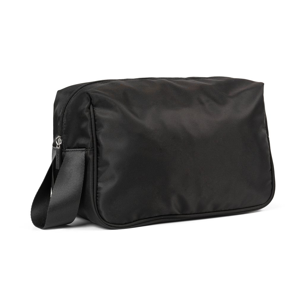 Day RE-Exec Washbag B