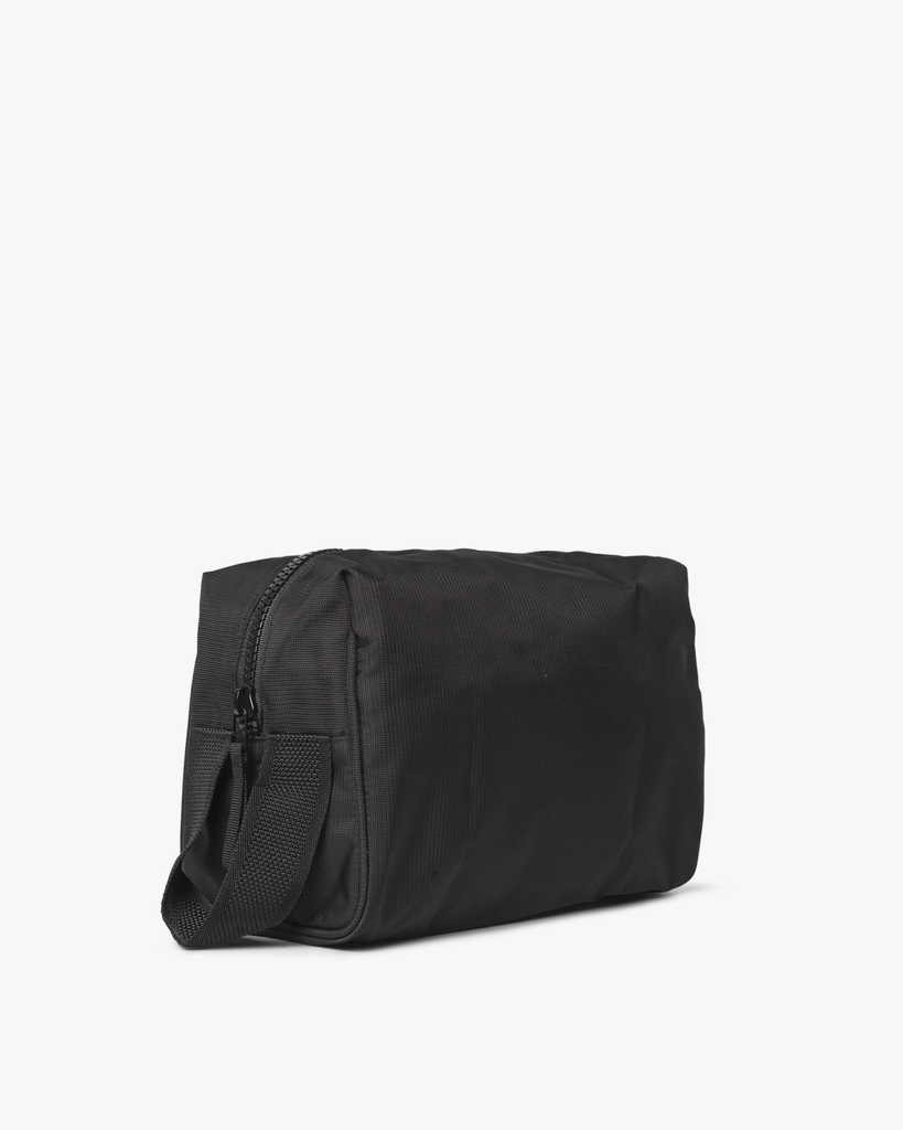Day GW RE-Armor Washbag M