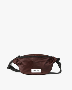 Day Gweneth RE-S Bum