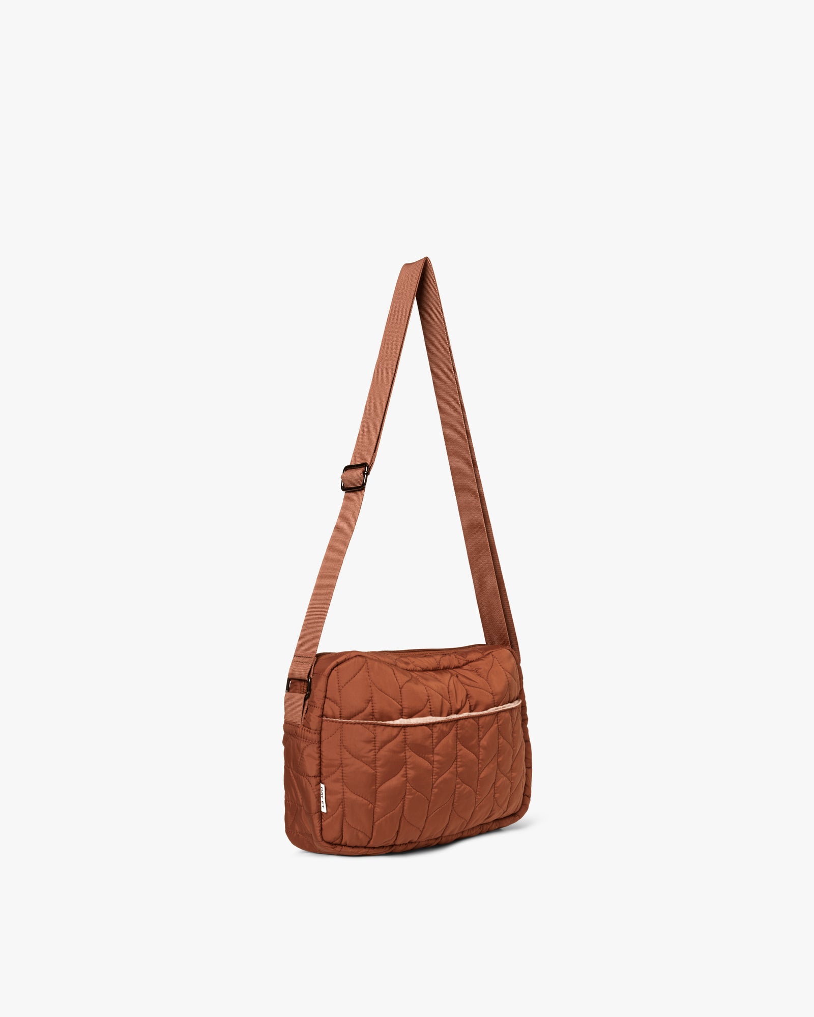 Medium Leaf Quilt Camera Crossbody Bag