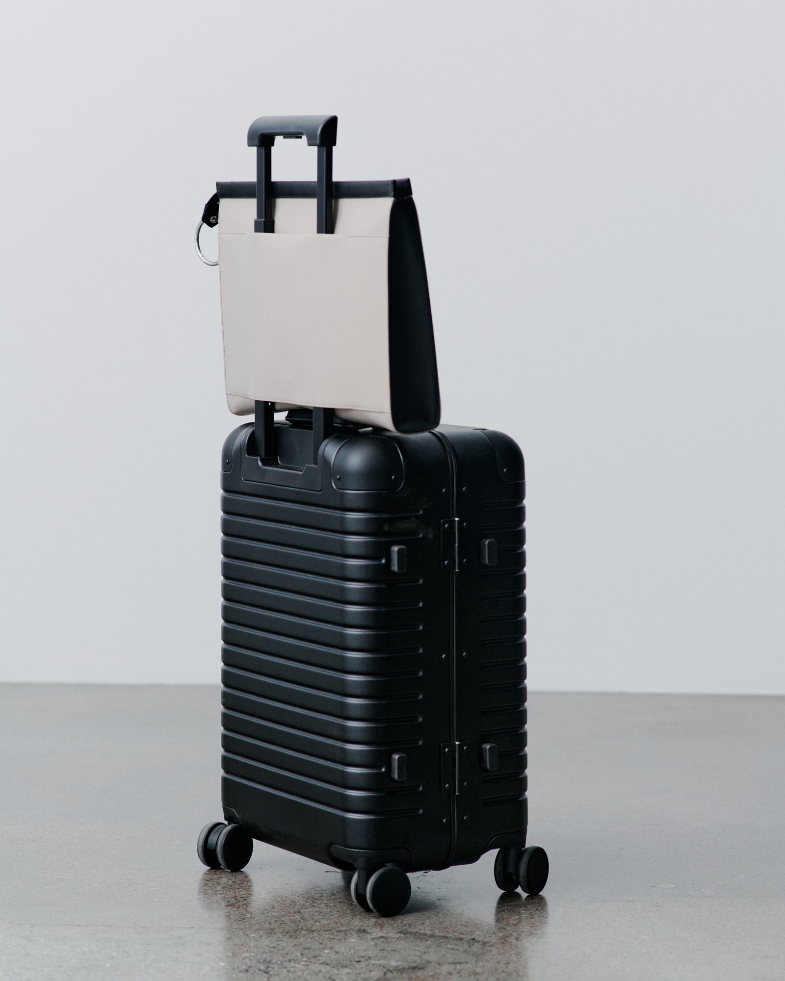 SLS x DAY ET 20" Suitcase